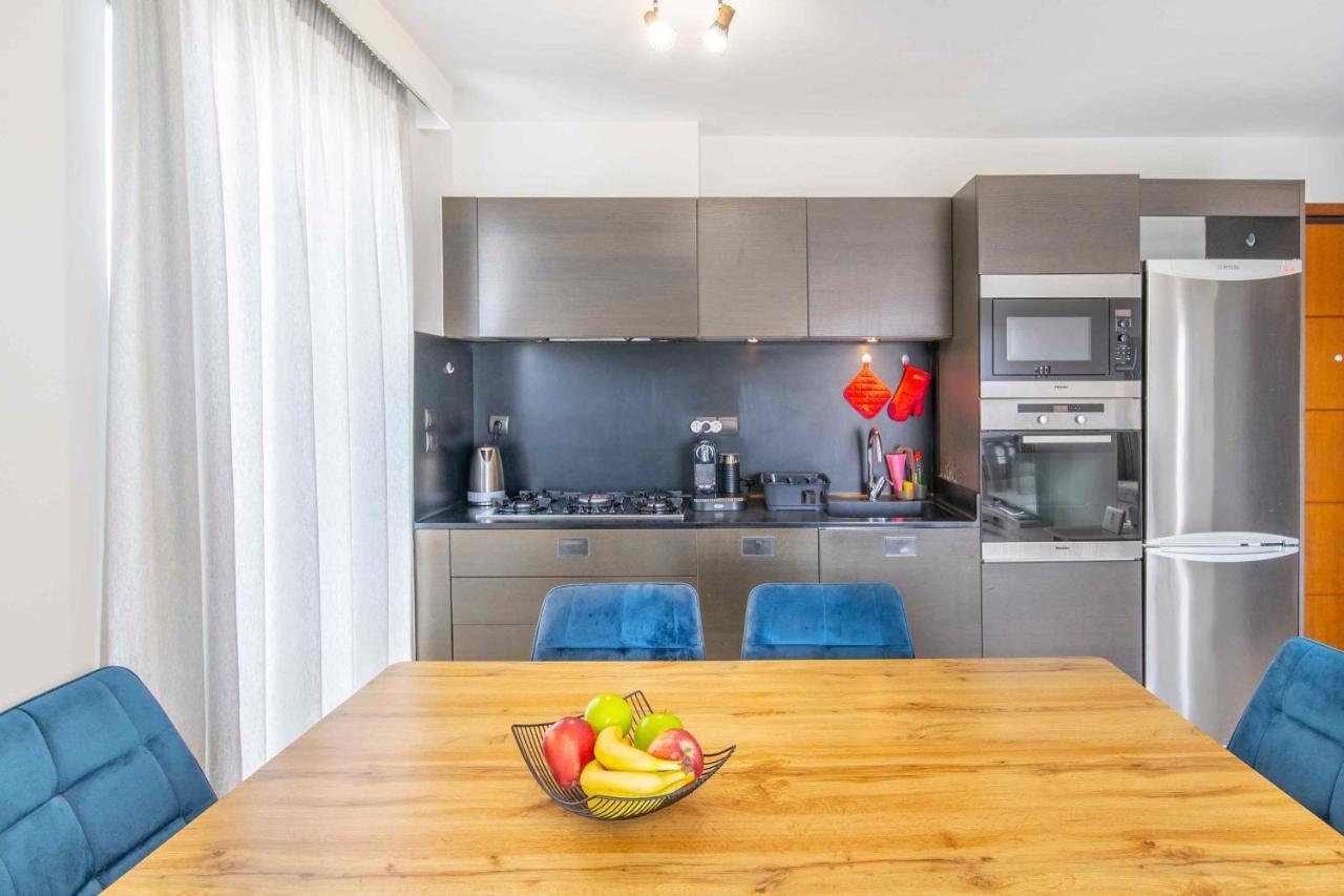 Lis153 By Smart Cozy Suites - Top Floors With Amazing City View - Available 24Hr Aten Exteriör bild
