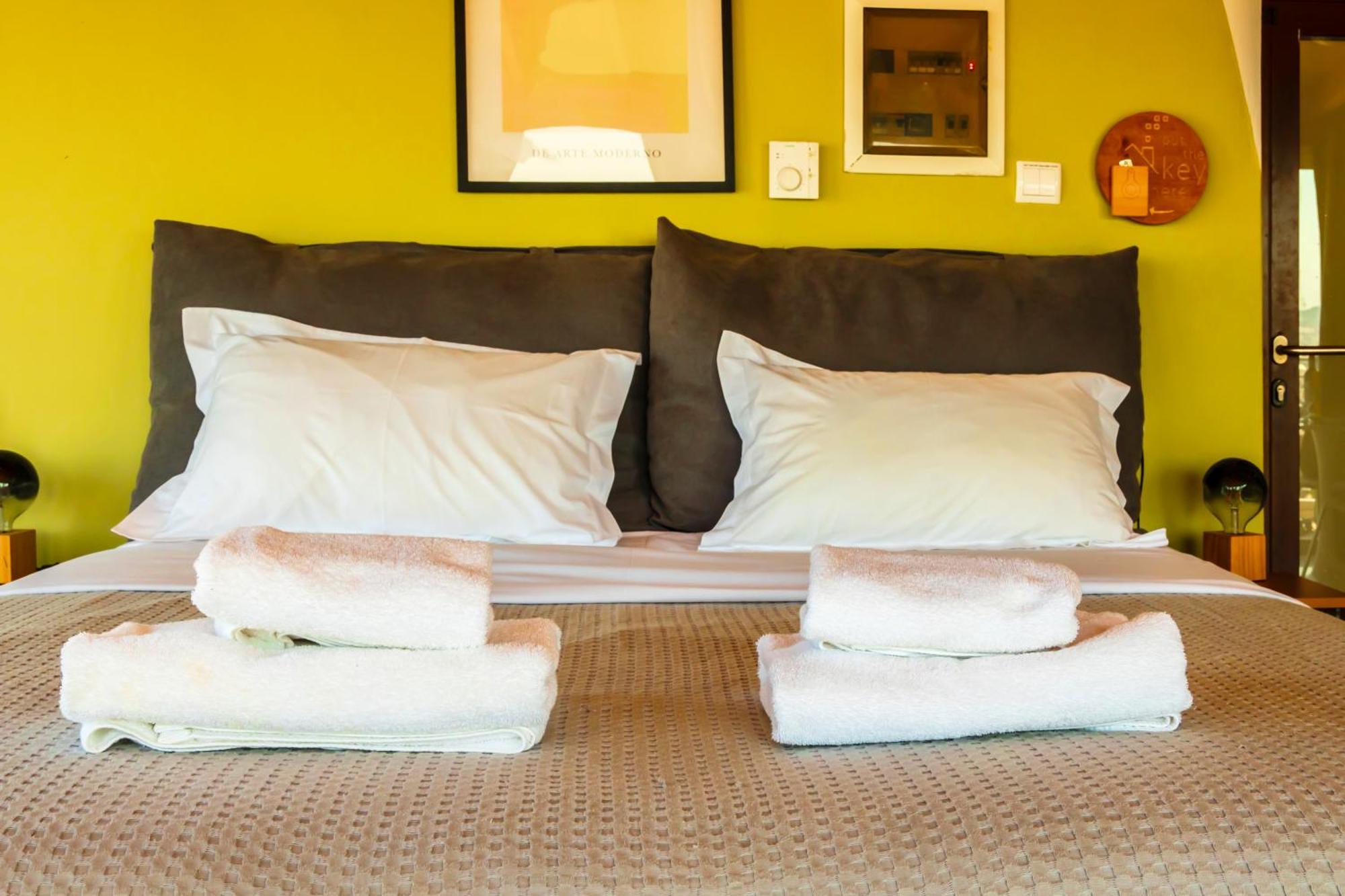 Lis153 By Smart Cozy Suites - Top Floors With Amazing City View - Available 24Hr Aten Exteriör bild